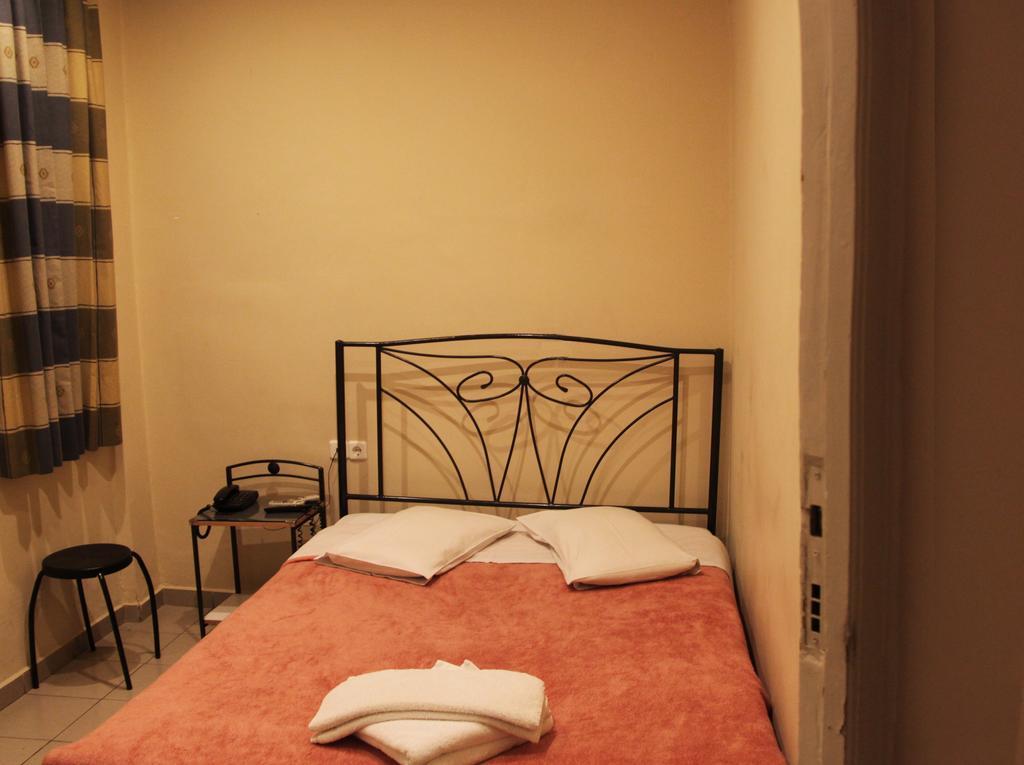 Athinaikon Hotell Aten Rum bild