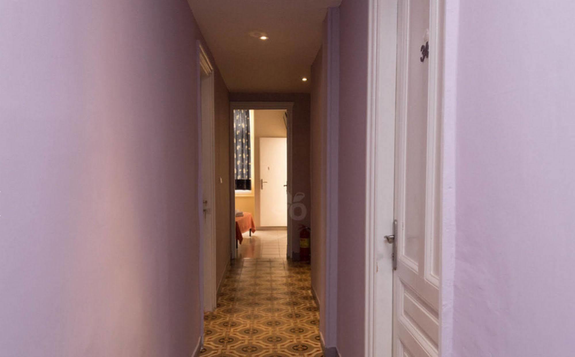Athinaikon Hotell Aten Exteriör bild